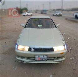 تويوتا كريستا